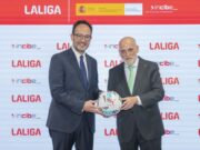 Antonio Hernando i Javier Tebas signen un acord clau per a la seguretat digital