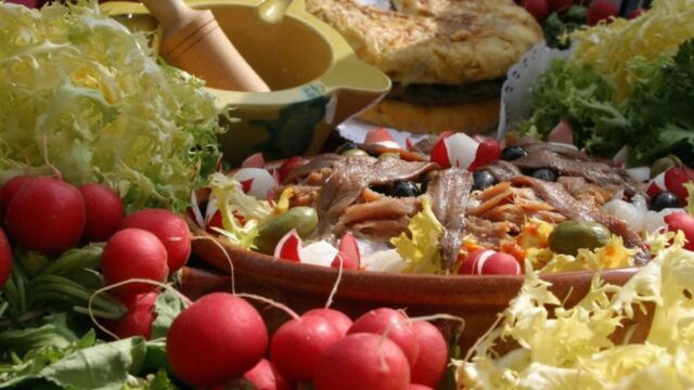 Imatge del plat 'el xató de Vilanova' (Carnaval de Vilanova)